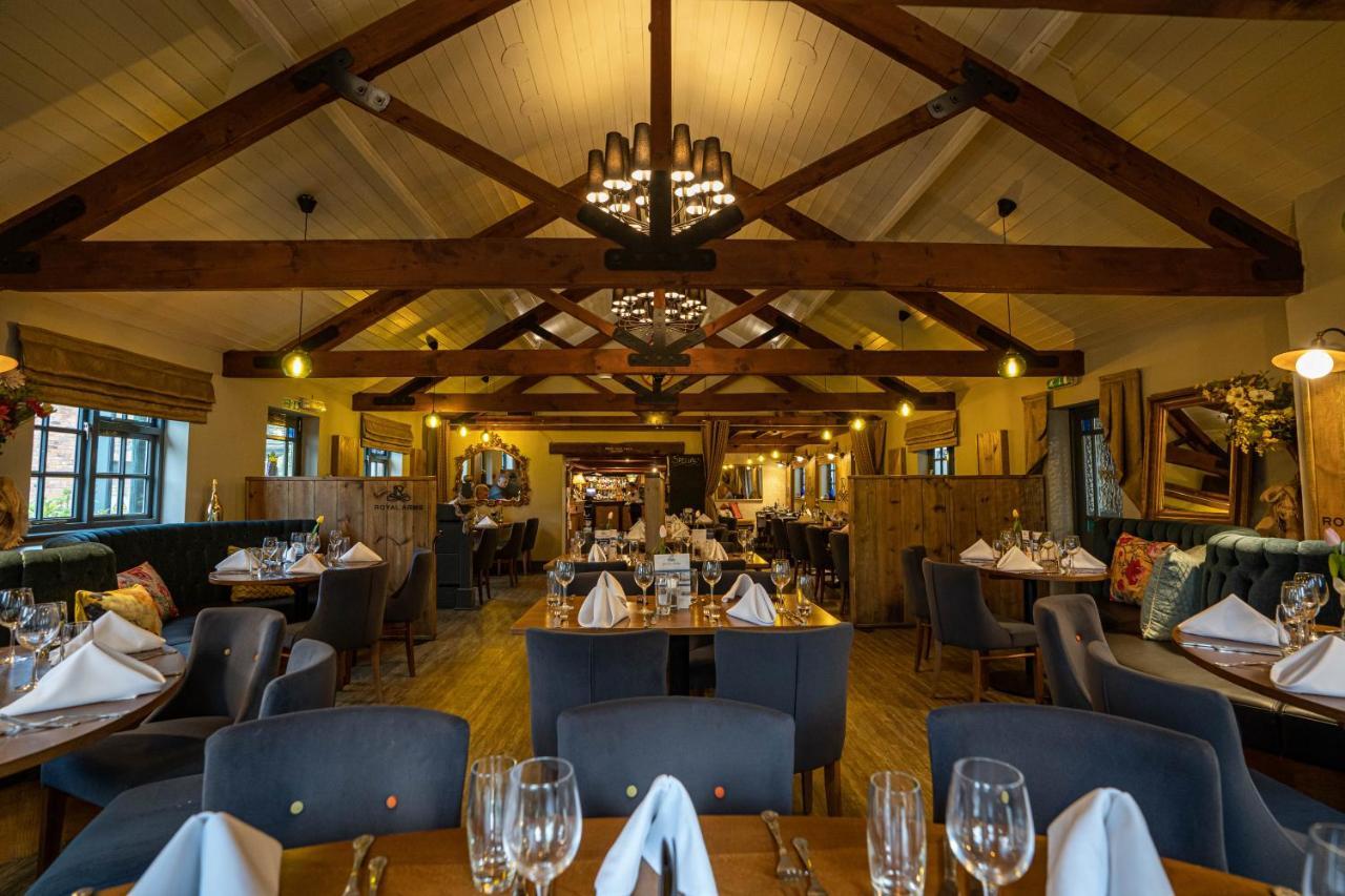 The Royal Arms Hotel Sutton Cheney Exterior foto