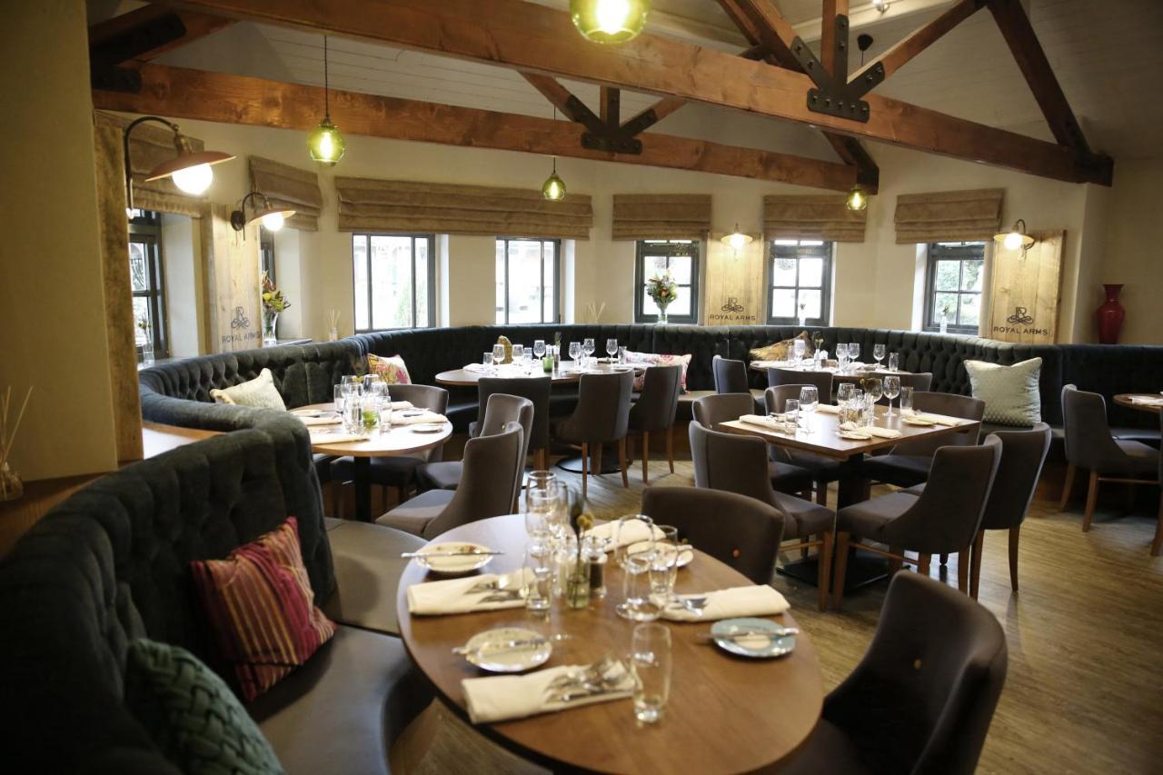 The Royal Arms Hotel Sutton Cheney Exterior foto